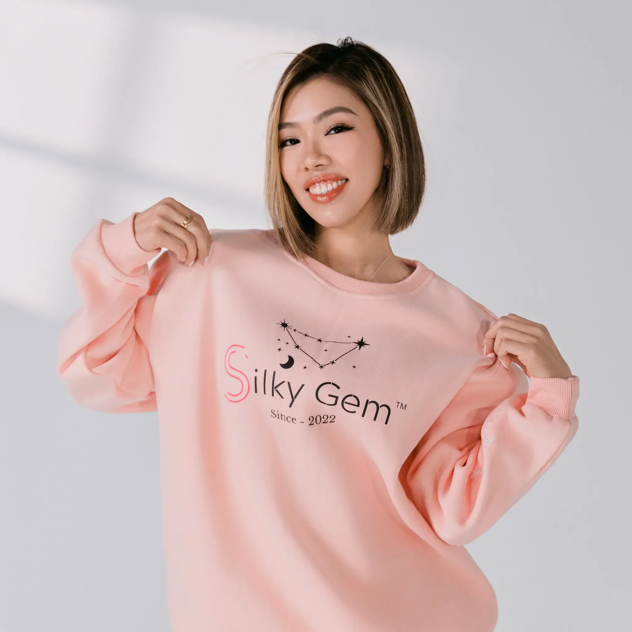 Silky Gem (Iām obsessed with Silky Gem and thatās ok.) Crewneck - Image 4